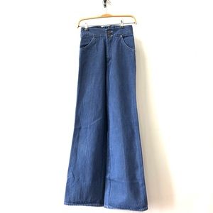 Vintage flare Levi jeans